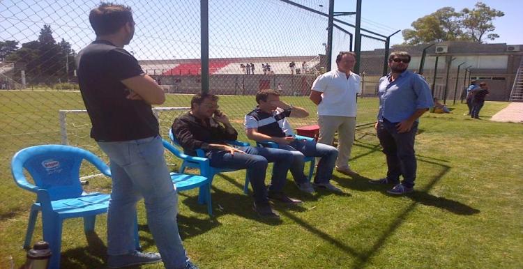 Desde temprano, Marcelo Tinelli junto a Bernardo Romeo y Matías Lammens, en Ezeiza