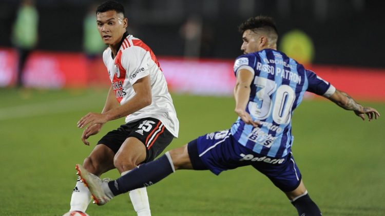 River no pudo con Atlético Tucumán