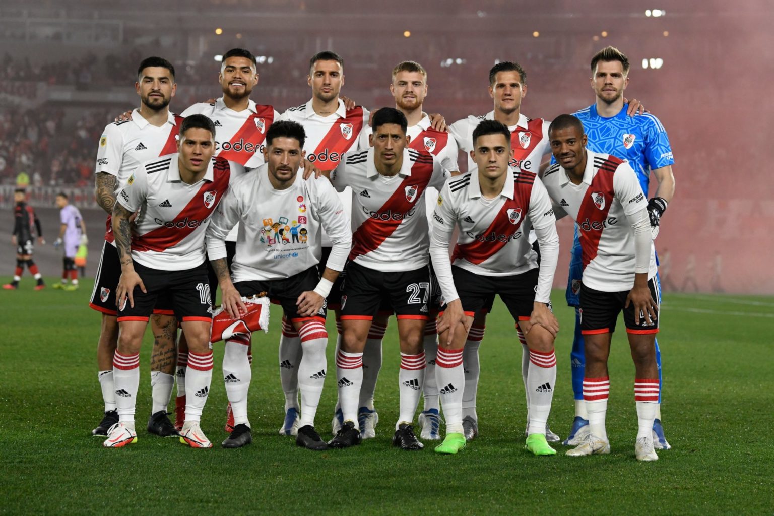 UNO X UNO RIVER PLATE 2 BARRACAS CENTRAL 0 La Máquina River