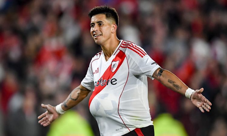 Llegó el bautismo: Meza convirtió su primer gol en River